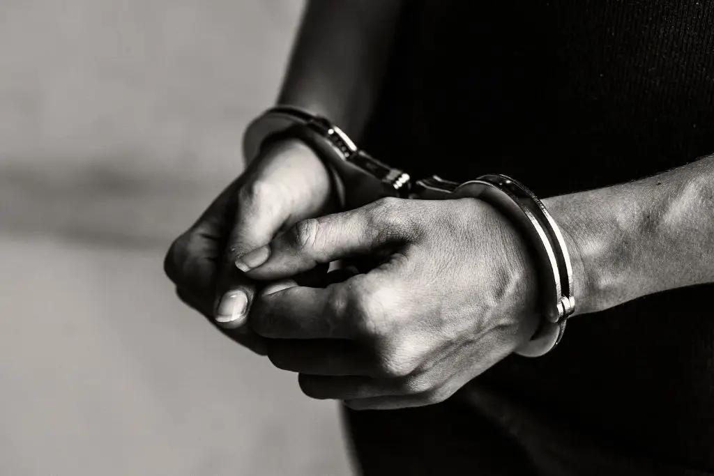 Detienen a tres, entre ellos un menor de edad vinculados a homicidio 