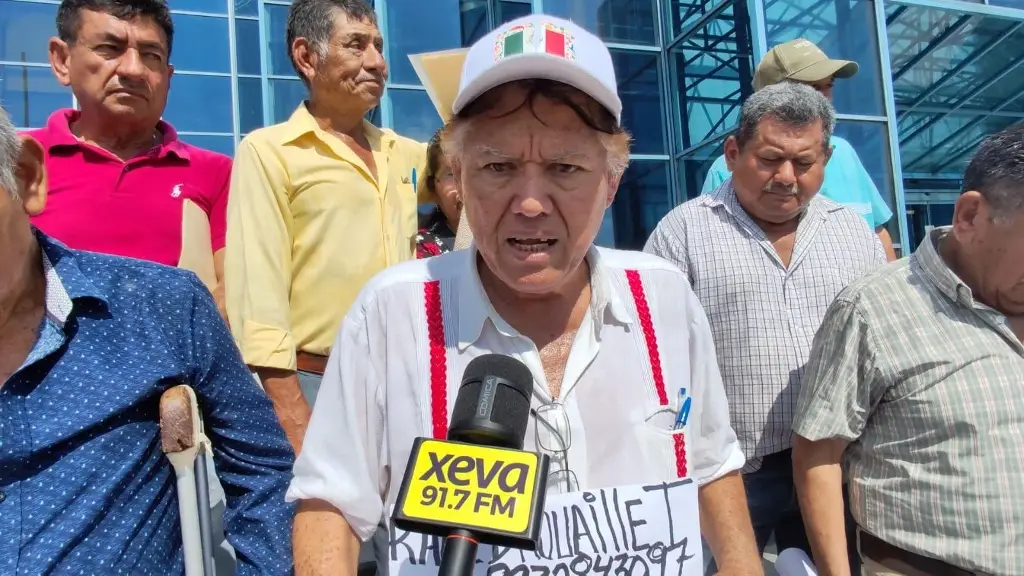 Protestan contra Pemex y denuncian abortos por actividad petrolera