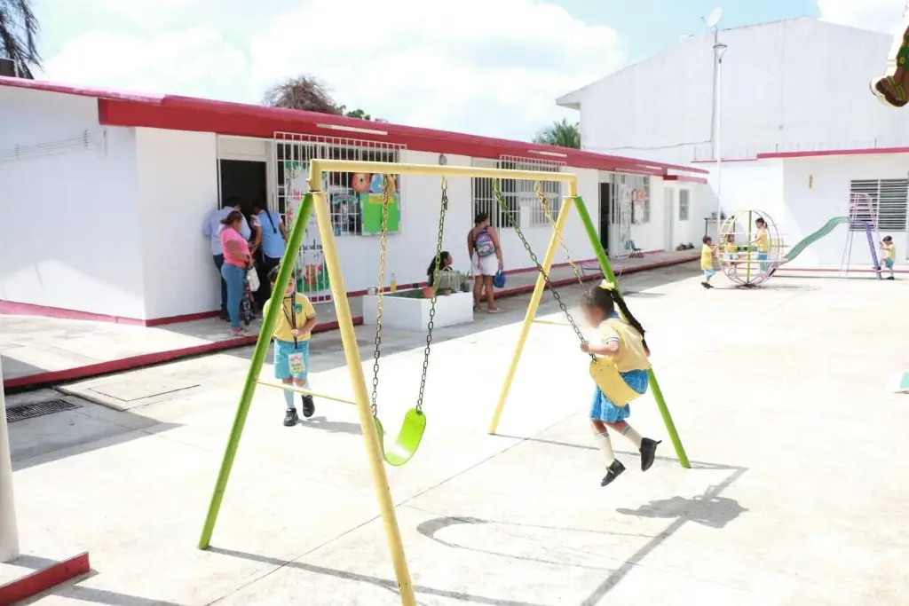 Estudiantes de nivel básico tendrán  'puente' por Día de Muertos 