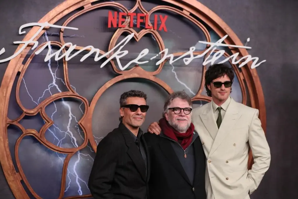 Guillermo del Toro presenta en CDMX su más reciente película, 'Frankenstein' 