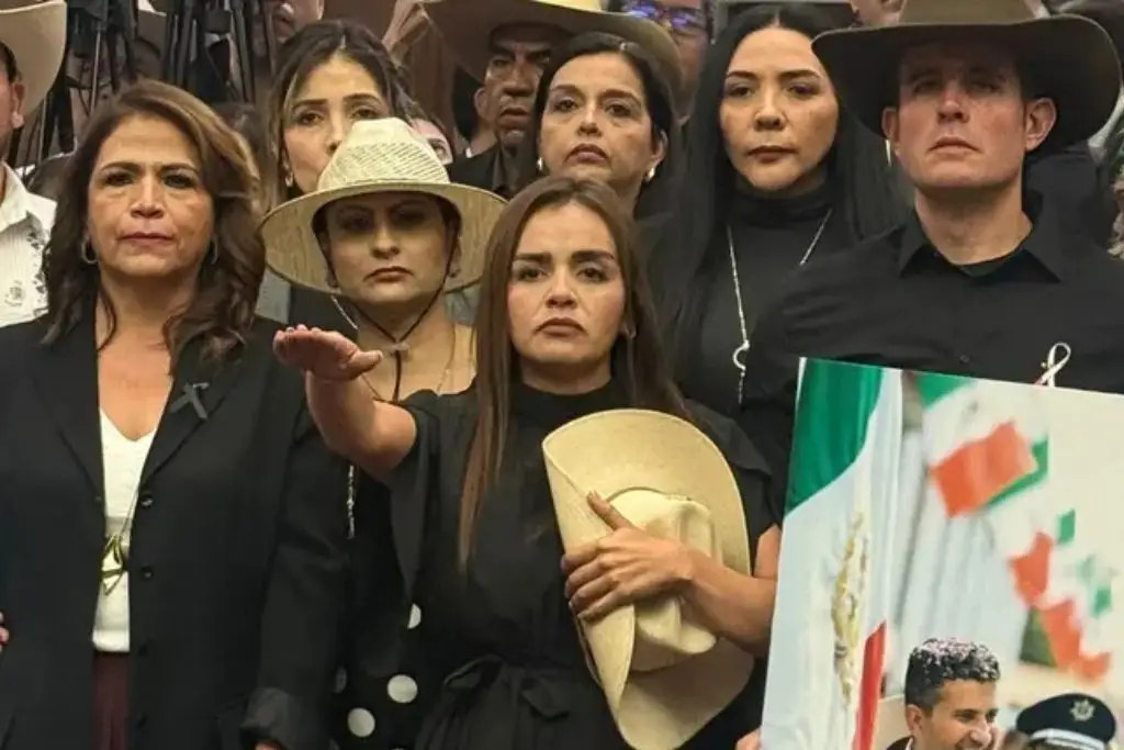 Grecia Quiroz, viuda de Carlos Manzo, rinde protesta como nueva alcaldesa de Uruapan  