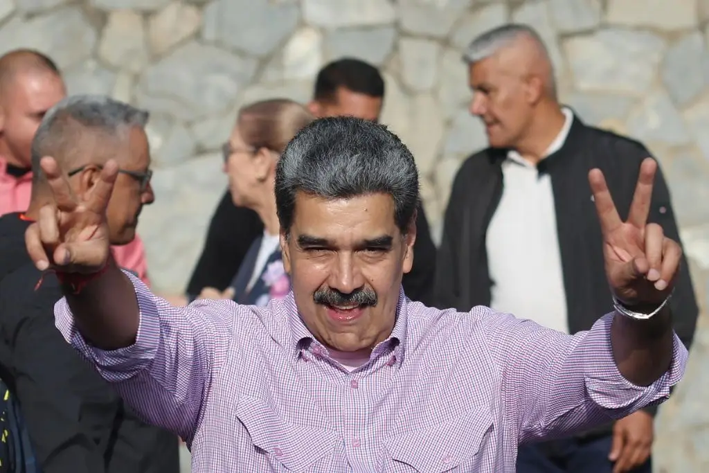 Maduro acusa a redes sociales de sumarse a 'la guerra psicológica contra Venezuela'