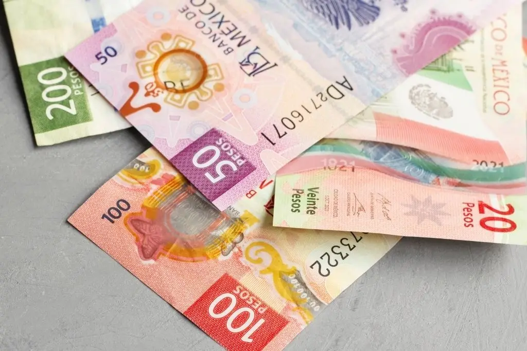 SAT apunta récord de 4.49 billones de pesos en ingresos tributarios de enero a octubre