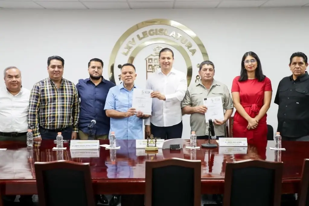 Javier May envía iniciativa de reforma al Congreso para la construcción de la paz   