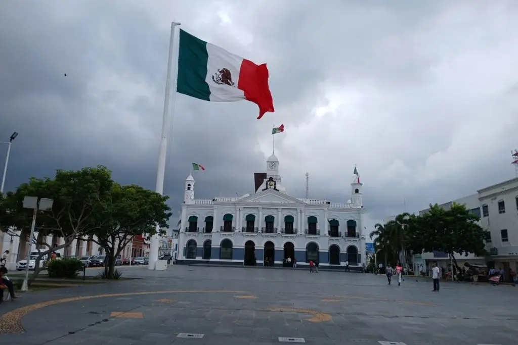 Cielo nublado y chubascos con puntuales fuertes en zonas de Tabasco