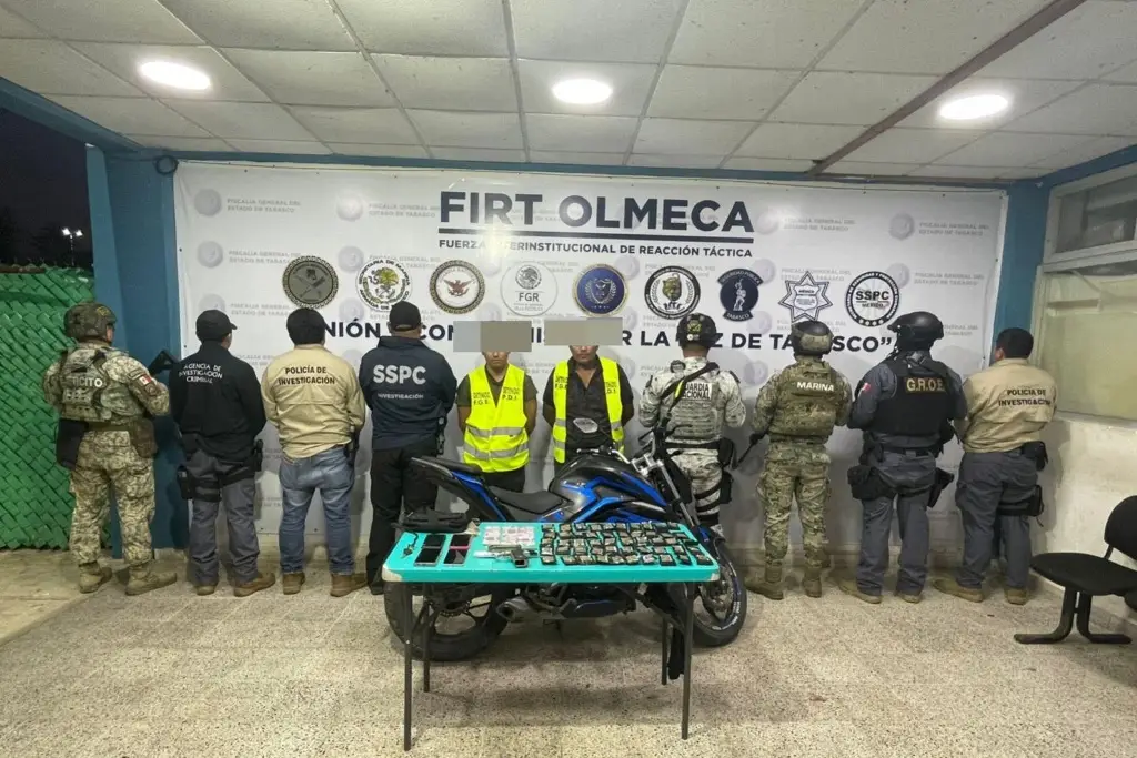 Detienen a dos sujetos por delitos contra la salud y portación de arma de uso exclusivo del Ejército