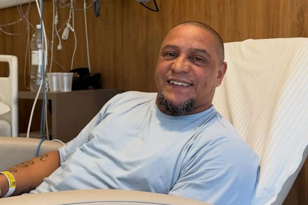 Roberto Carlos recibe el alta tras cirugía cardíaca