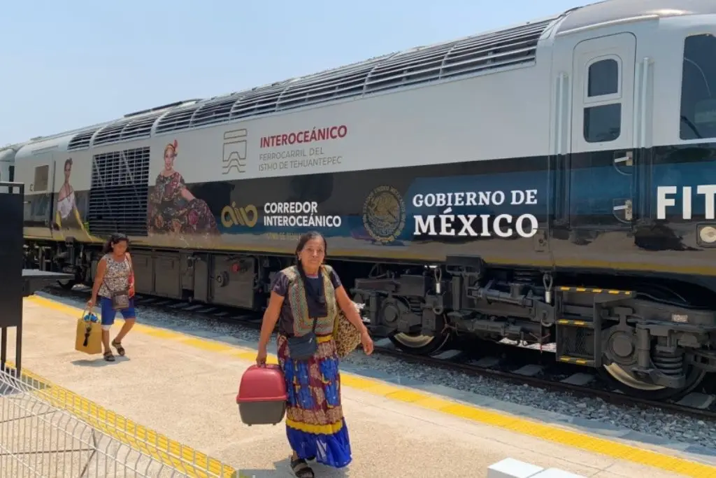 Semar asegura que Tren Interoceánico tendrá seguro de pasajeros en 2026