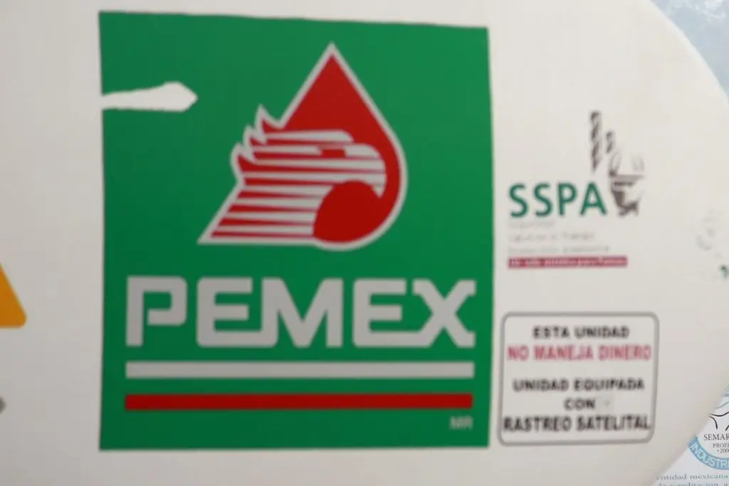 Pemex busca volver a la Bolsa Mexicana y emitirá deuda por unos mil 800 millones de dólares