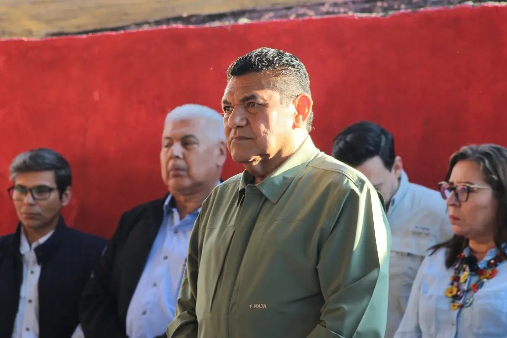 Policías en Tabasco con un salario cercano a los 20 mil pesos mensuales, destaca gobernador May