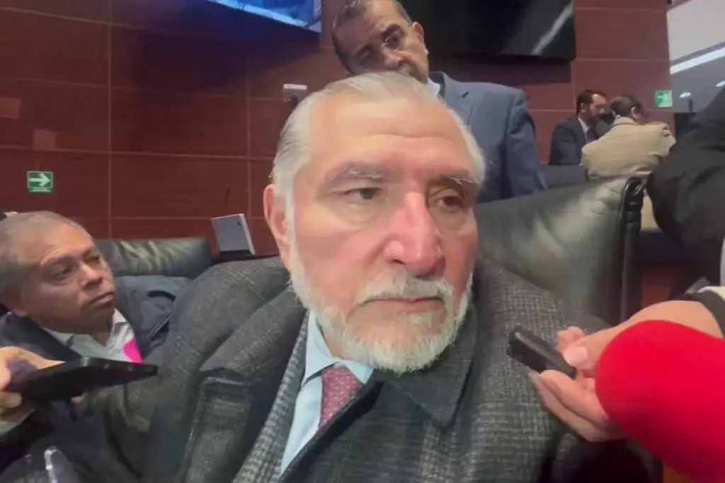 Adán Augusto López rechaza vínculo con campaña de Andrés Manuel López Beltrán 