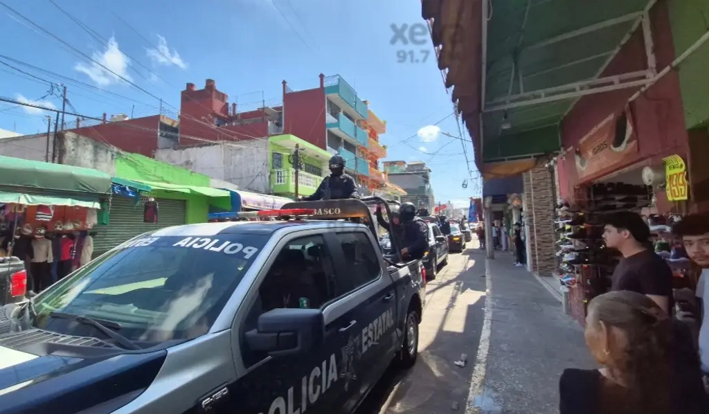 Realizan gran operativo tras regreso de ambulantes al Pino Suárez en Villahermosa