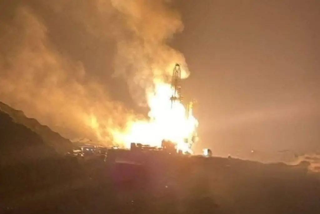 Reportan incendio en un pozo petrolero cerca de Las Choapas, Veracruz