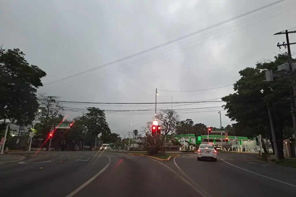 Prevén en Tabasco chubascos y lluvias fuertes este viernes por frente frío 40