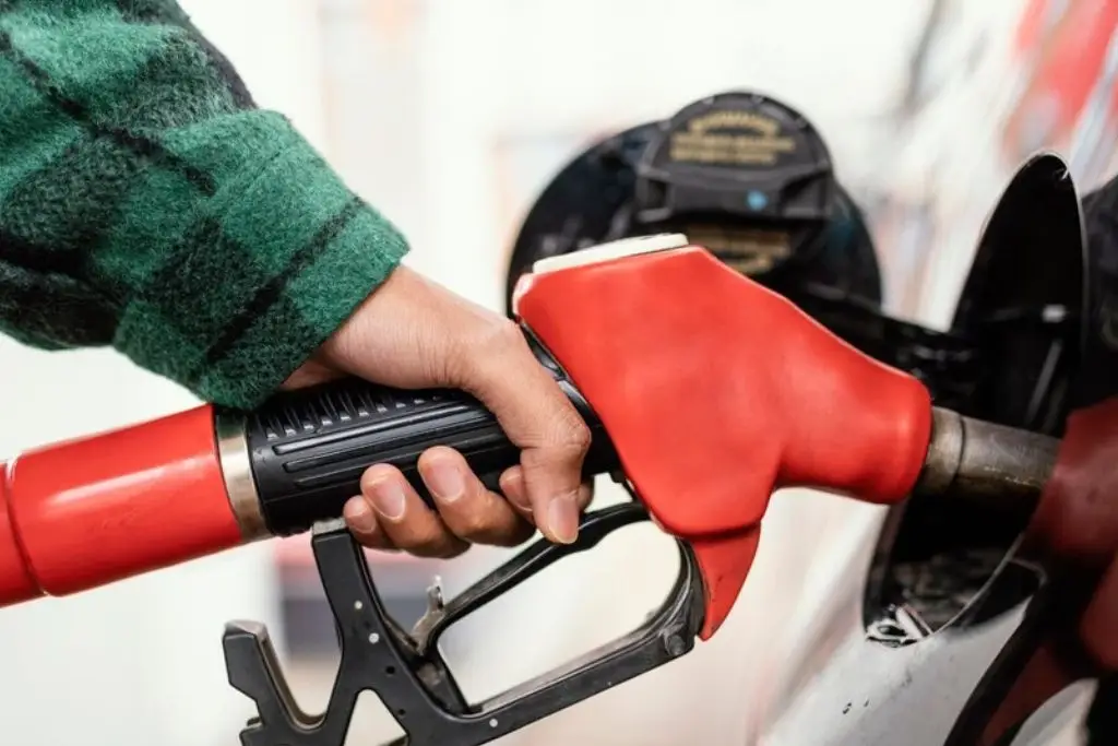 Hacienda reactiva estímulos fiscales a gasolinas por la guerra en Irán