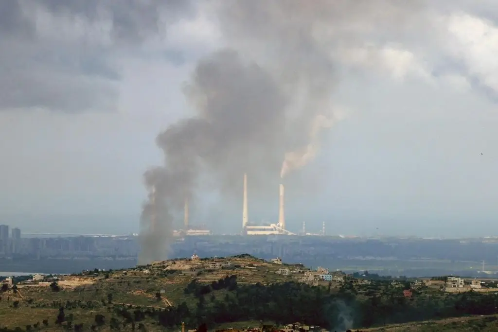 Irán lanza nueva oleada de ataques contra Israel y EE.UU. en Oriente Medio