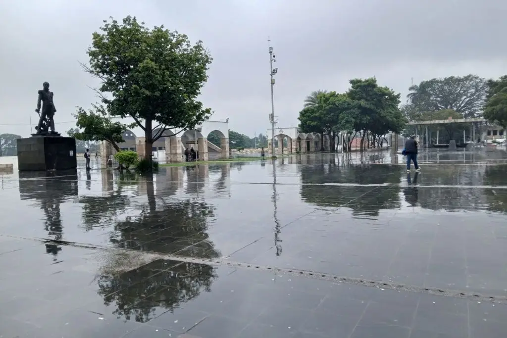 Tabasco inicia abril con chubascos y lluvias puntuales fuertes