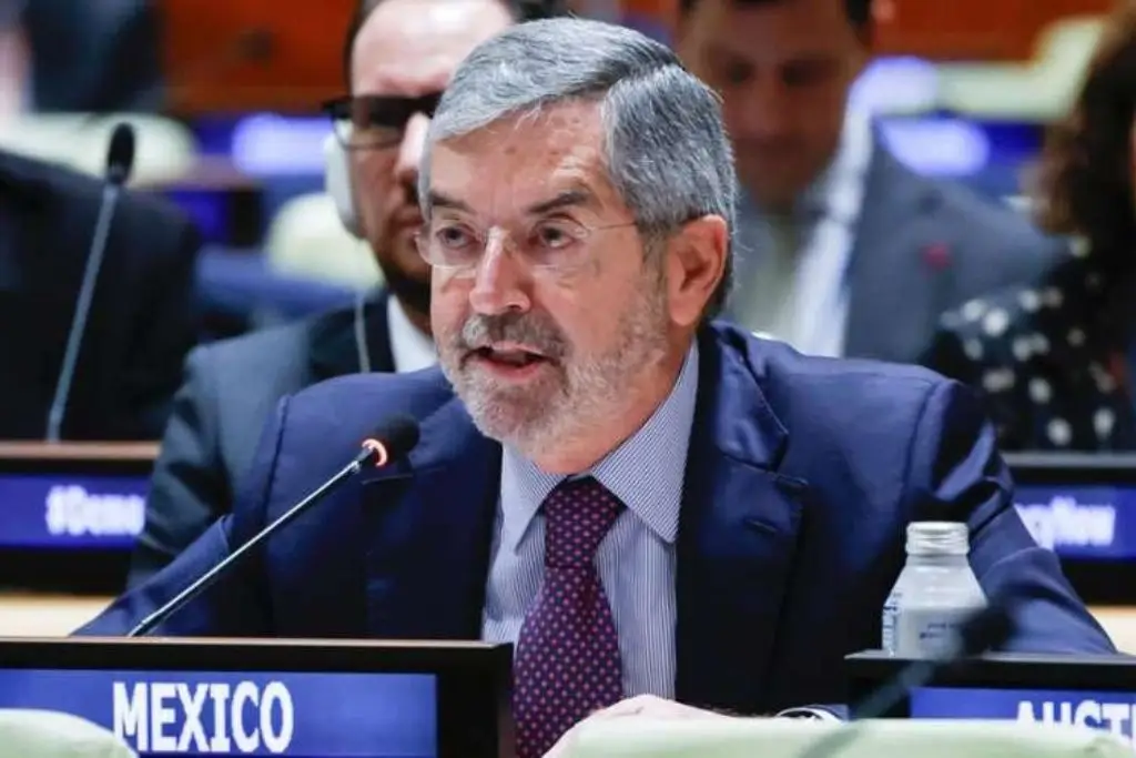 Reportan que Juan Ramón de la Fuente dejó la SRE; Roberto Velasco queda en su lugar