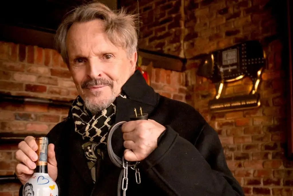 Miguel Bosé cumple 70 años en plena gira con su 'Importante Tour'