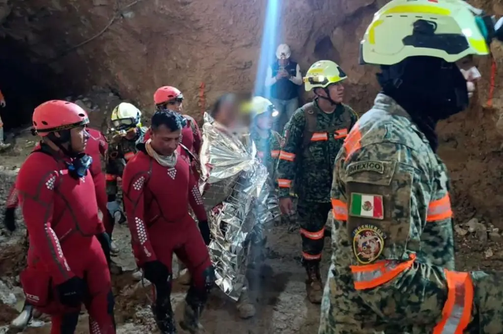 Rescatan con vida a otro minero tras 14 días atrapado en Sinaloa