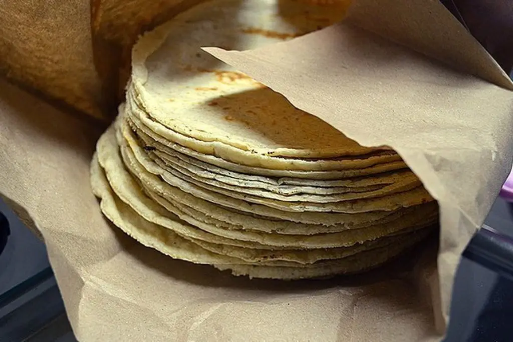 “Precio de la tortilla no subirá; no hay ninguna razón”: Sheinbaum responde a CNT