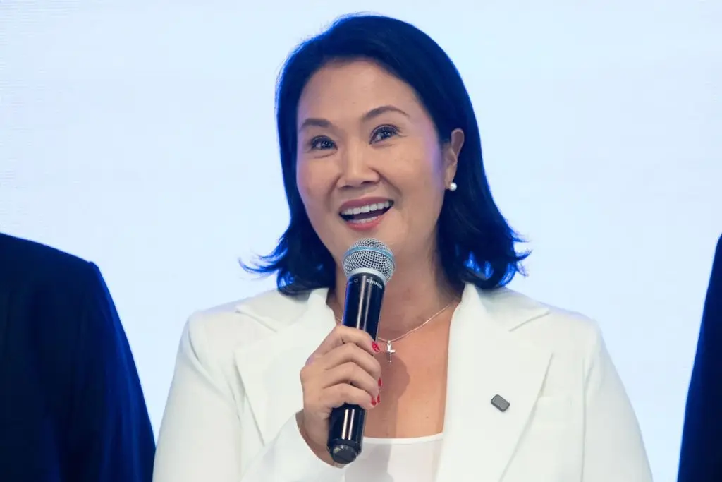 Keiko Fujimori pide a López Aliaga pruebas de 