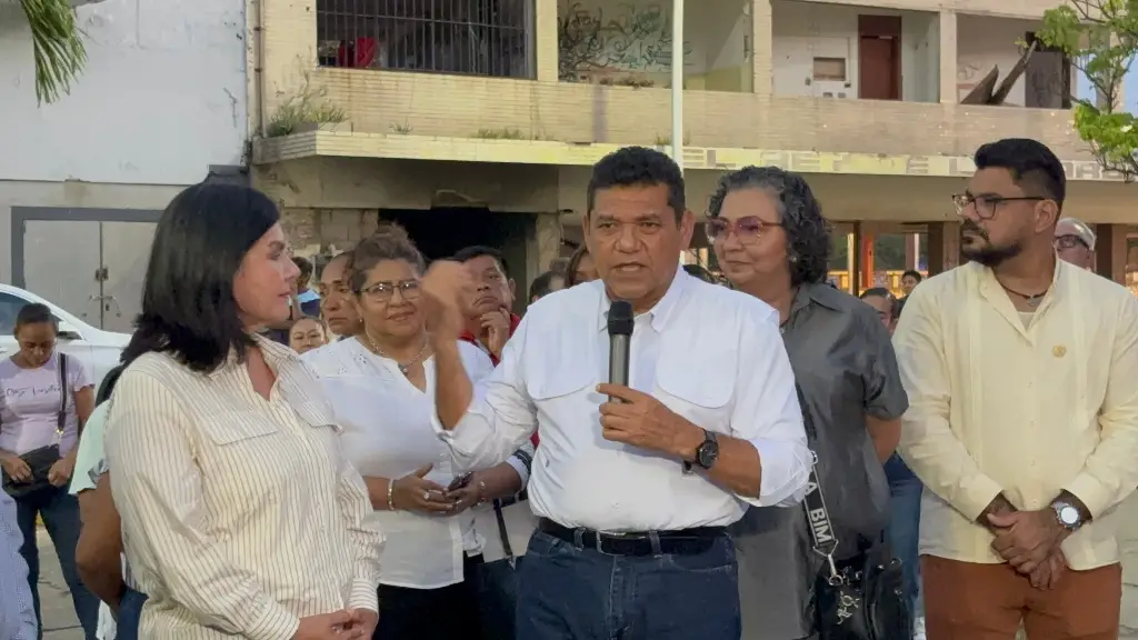 Anuncia Gobernador de Tabasco llegada de 400 nuevos policías para reforzar seguridad en Centro