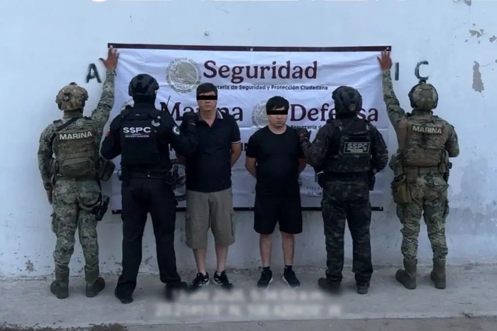 Caen en Mazatlán dos presuntos integrantes de “Los Chapitos”; aseguran fusil Barrett, granadas y droga