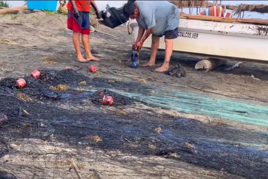 Pescadores de Tabasco advierten con “tomar el mar” si no reciben apoyo tras derrame