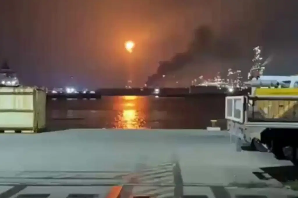 Nuevo incendio en la refinería Olmeca; Pemex no se ha pronunciado 