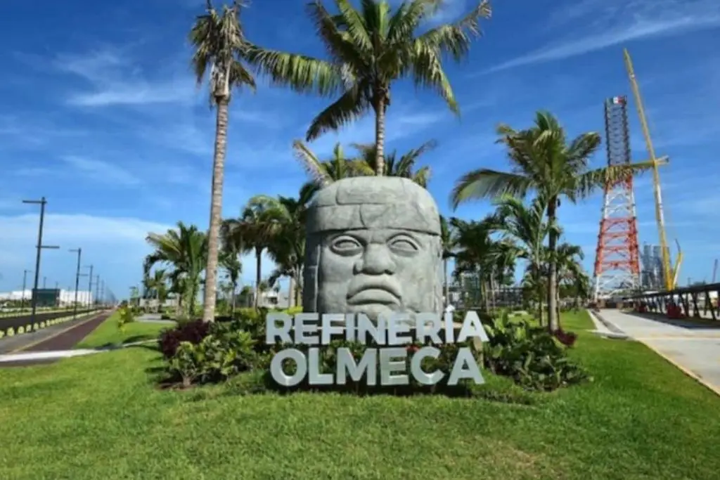 Pemex controla incidente menor durante mantenimiento en la Refinería Olmeca 