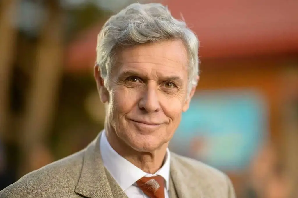 Muere Pierre Deny, actor de 'Emily en París', tras luchar contra la ELA