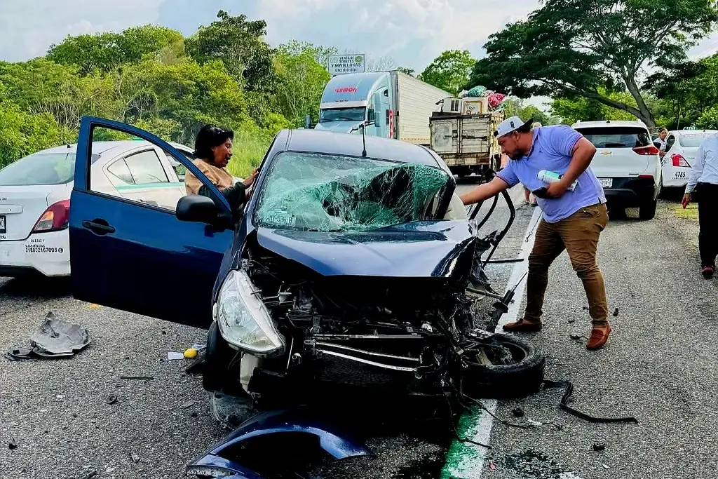 Se registra fuerte choque en la vía Villahermosa – Frontera