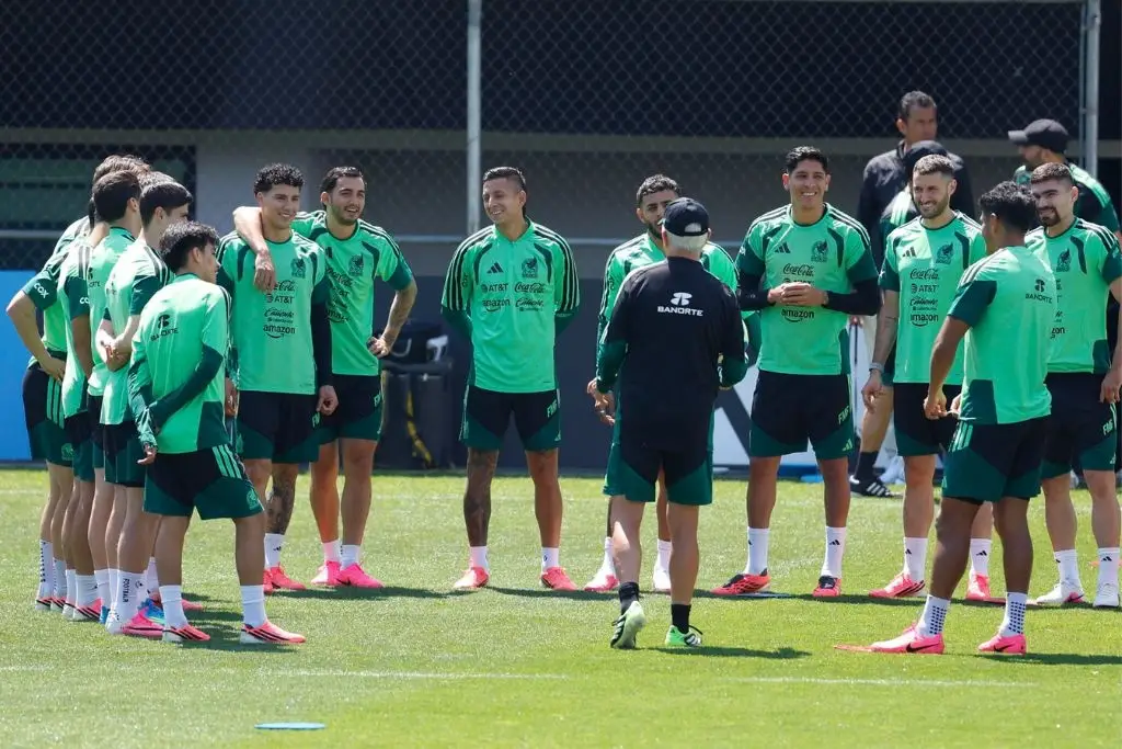 México prepara cambios para el partido ante República Checa