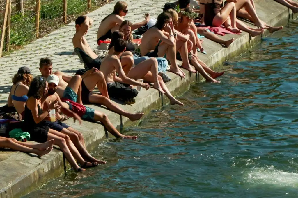 Mueren ahogadas 40 personas en Francia desde el inicio de la ola de calor 