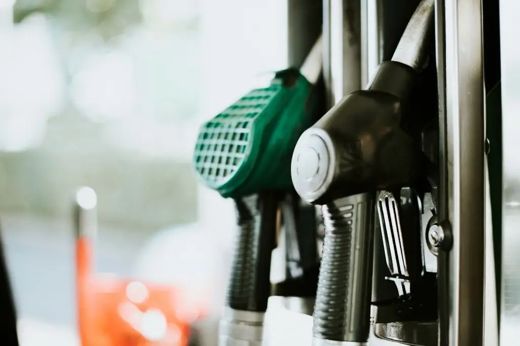 Tabasco destaca con 32 gasolineras por vender diésel fuera del acuerdo nacional