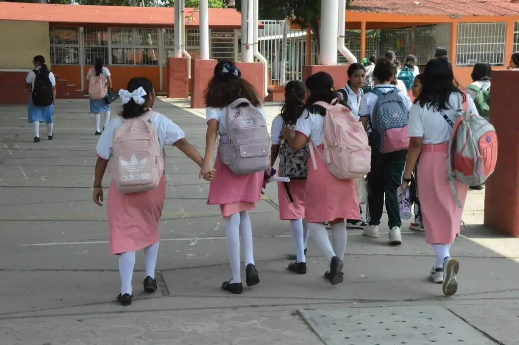 Advierte SETAB sanciones si se condiciona inscripción escolar