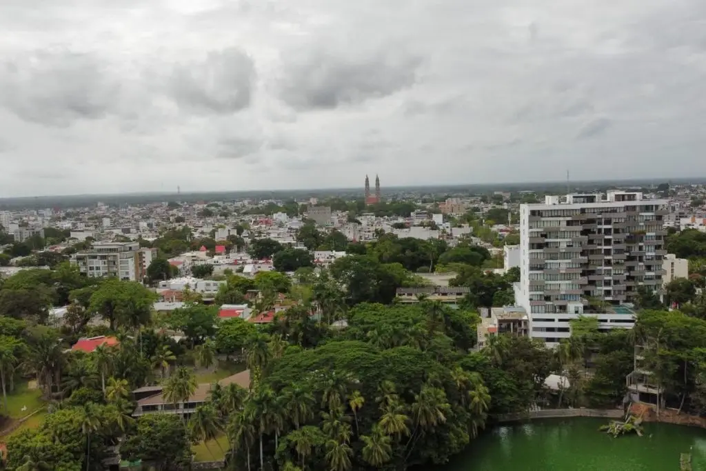 Viernes con intervalos de chubascos en Tabasco y clima fresco