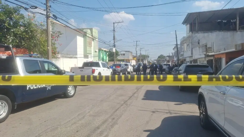 Movilización policiaca por presunto robo termina en hallazgo de cuerpo sin vida