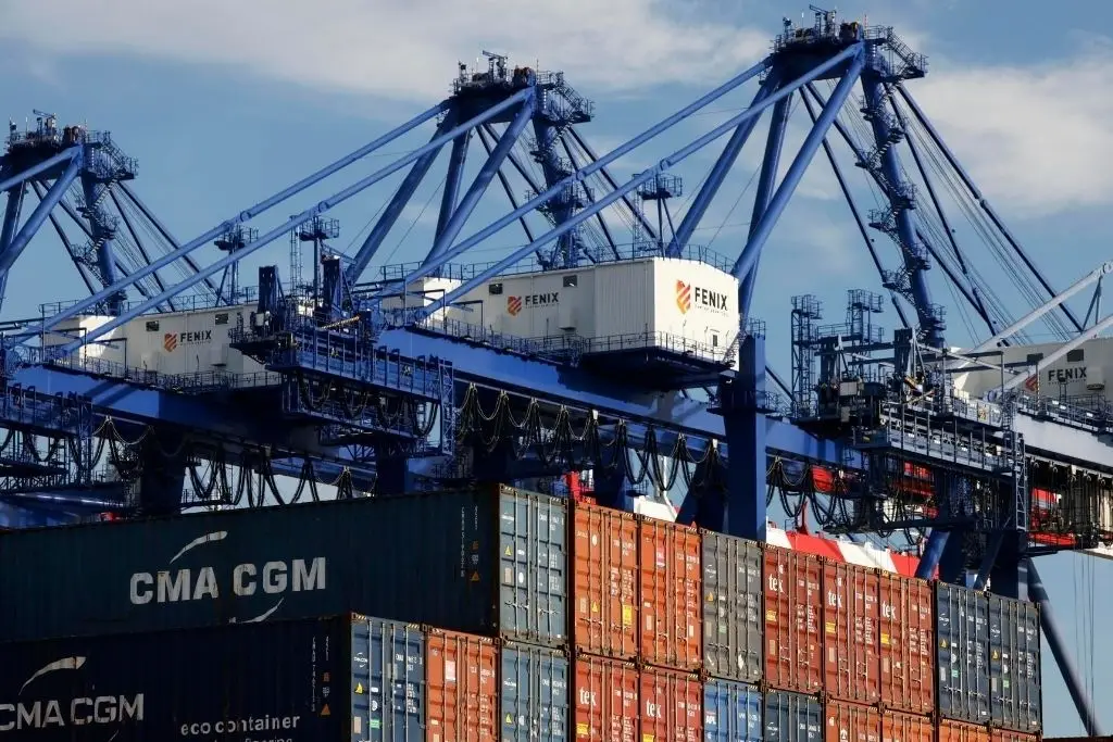 EE.UU. impondrá aranceles de 10% a México y otros países desde este viernes 