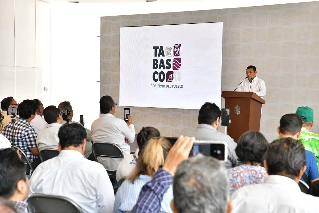Javier May asegura retirarse de la vida pública al concluir su gestión como gobernador