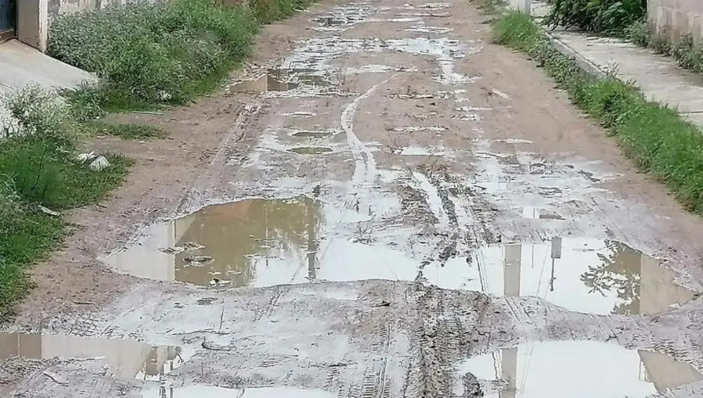 Piden pavimentación en el poblado C-41