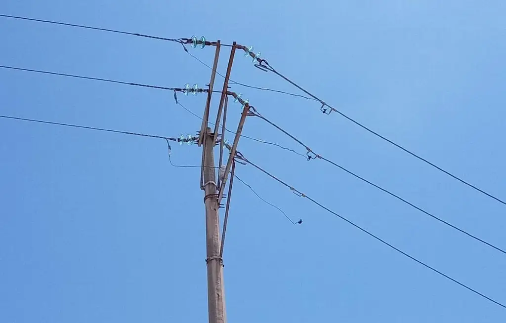 Fallas constantes en el servicio de energía eléctrica en el Cedro Nacajuca
