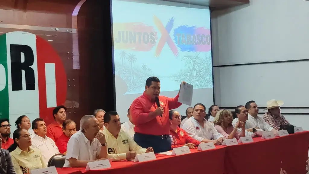 Presenta PRI denuncia contra Andrés López Beltrán y prepara otra contra Pablo Mora