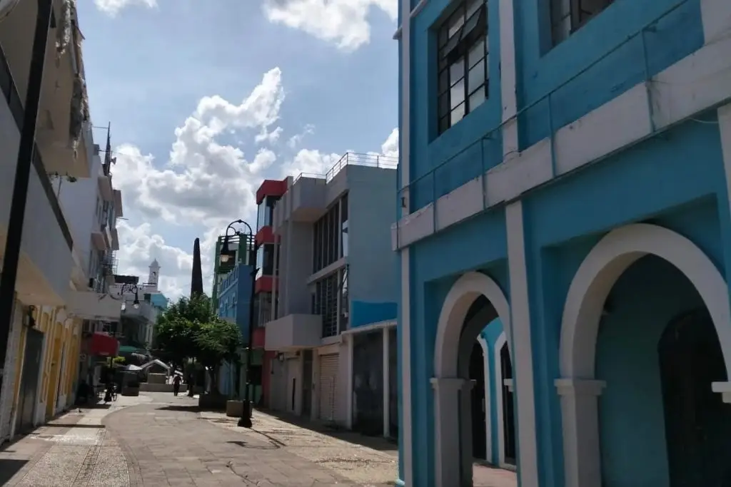 Domingo con calor, chubascos y lluvias puntuales fuertes en Tabasco