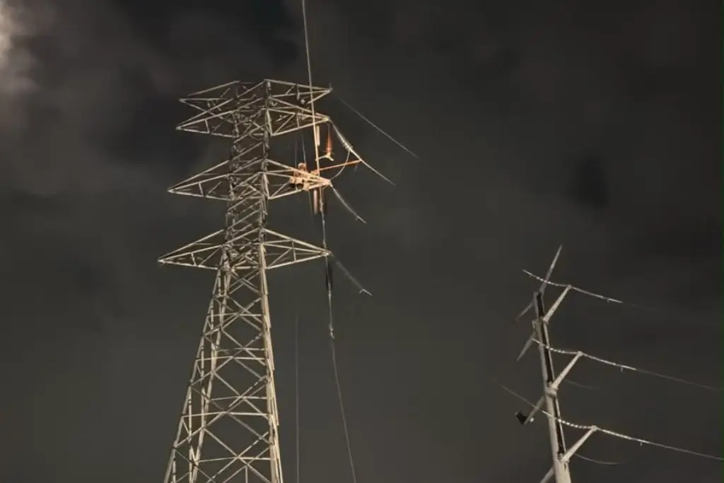 CFE atiende mega apagón en Tabasco; explica causa de la afectación eléctrica