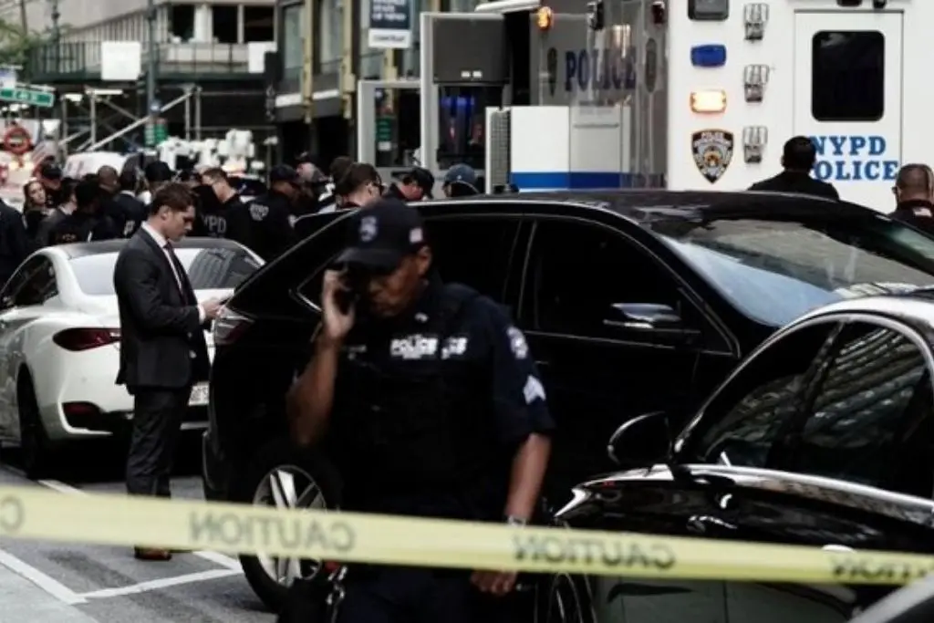 Evacúan edificio Chrysler en Nueva York por amenaza de bomba cerca de la ONU