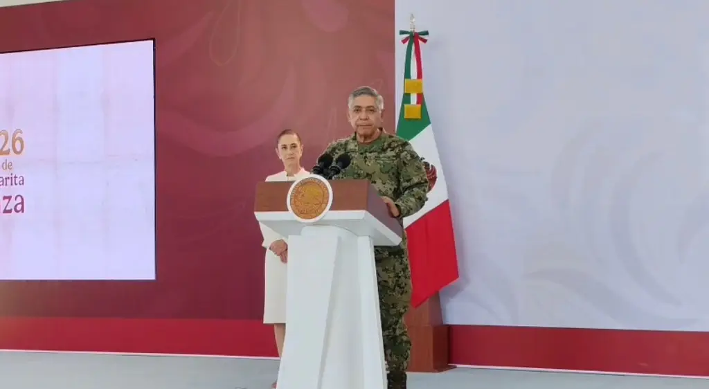 Avanza construcción de vías de tren a Paraíso, informa SEMAR