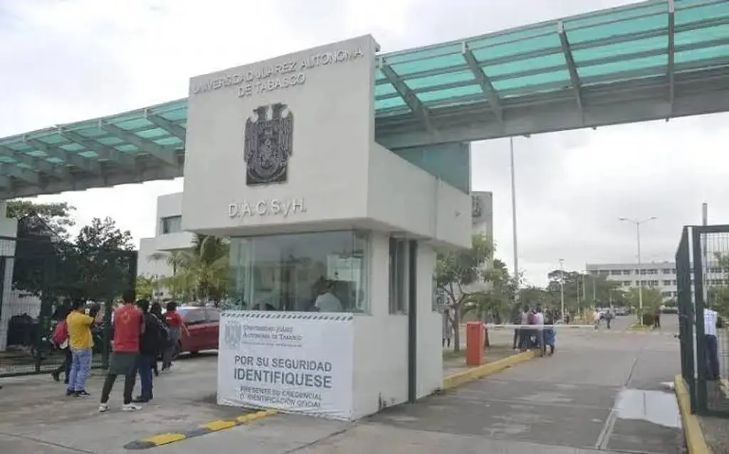 UJAT suspende a alumno por ejercer bullying contra una compañera