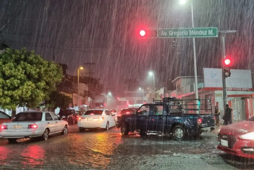 Pronostican en Tabasco lluvias intensas a torrenciales este lunes 